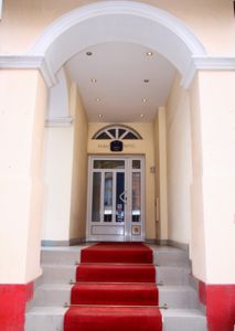Garni Hotel Pbg Subotica Exterior photo